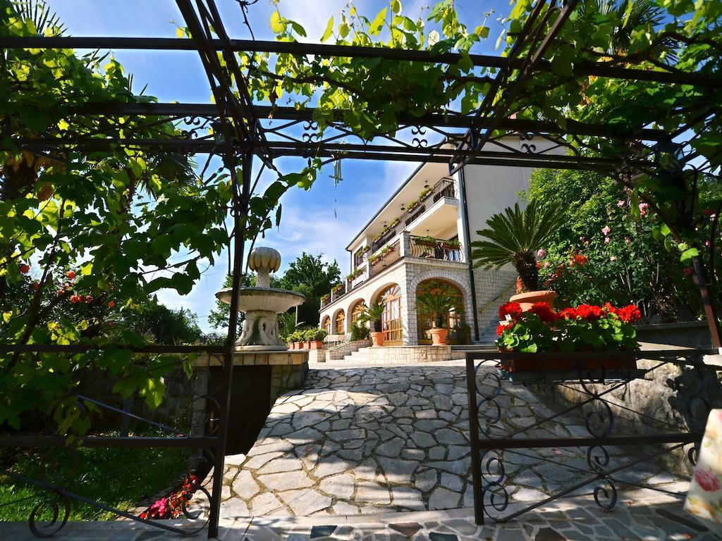 Villa Klaric Lovran Extérieur photo