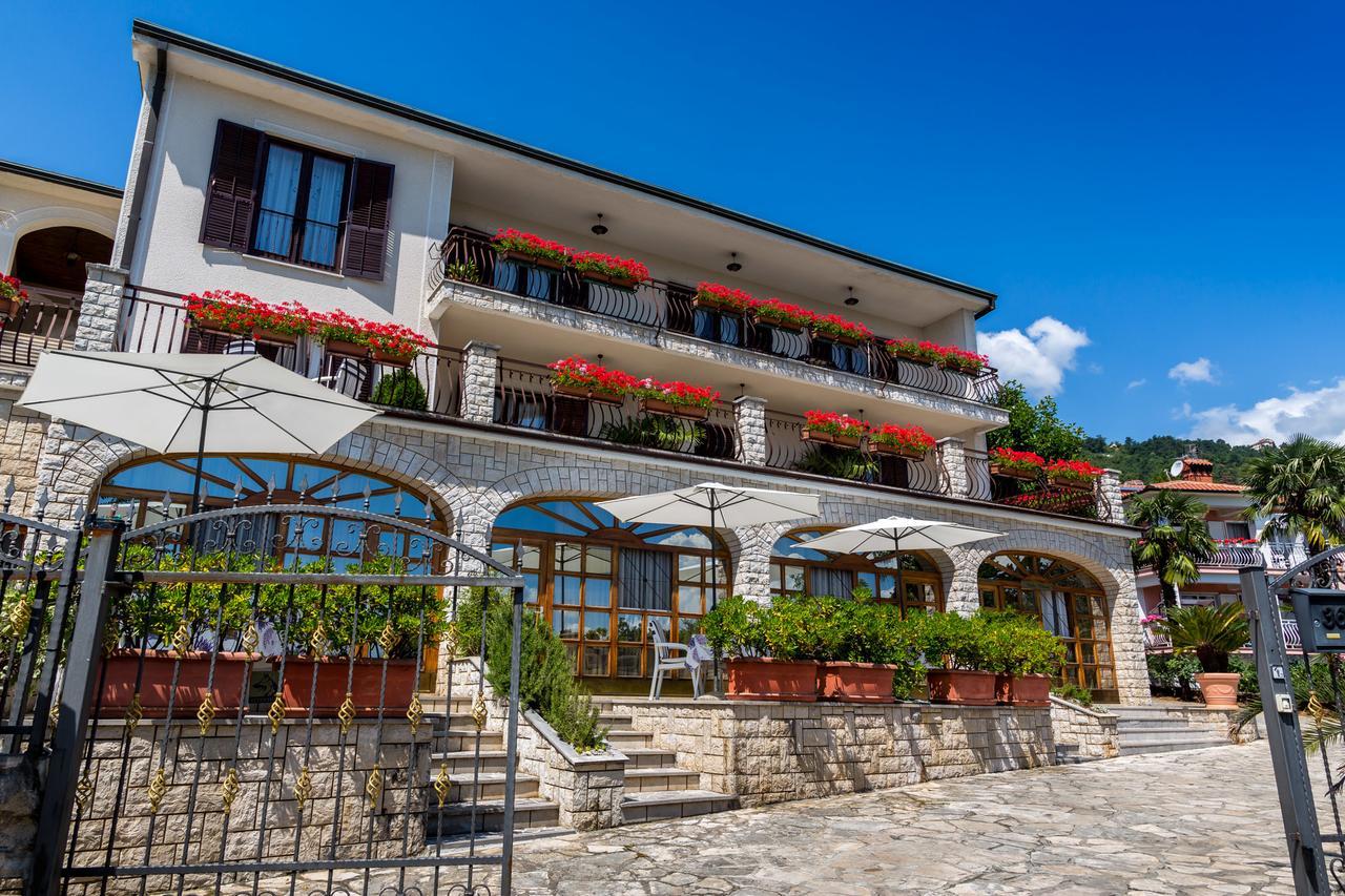 Villa Klaric Lovran Extérieur photo