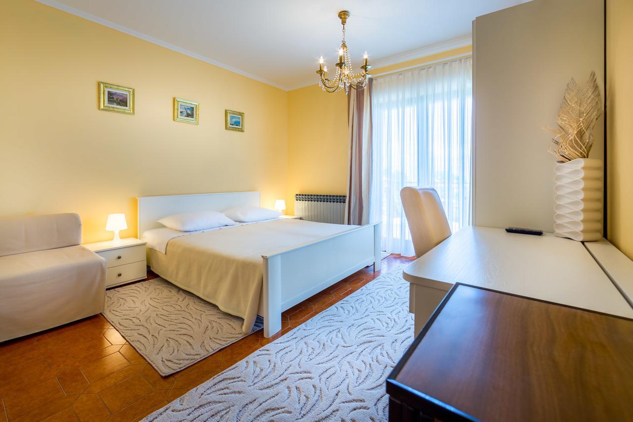 Villa Klaric Lovran Extérieur photo